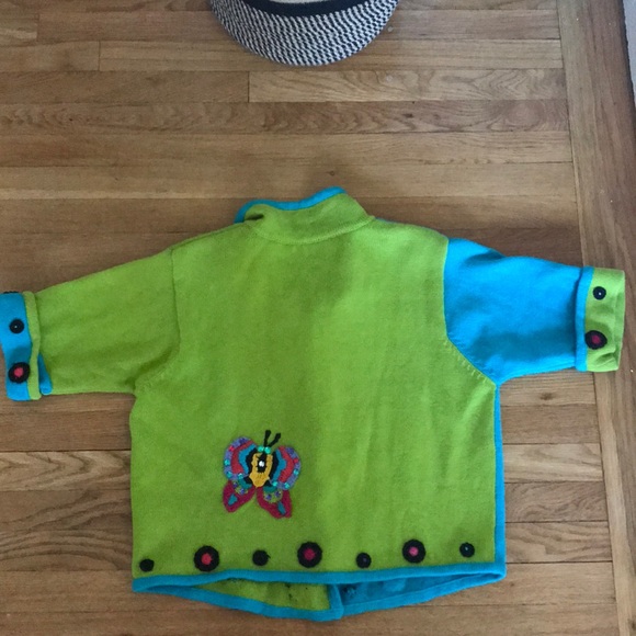 🦋Unique Vintage Top🌈 - Picture 7 of 9